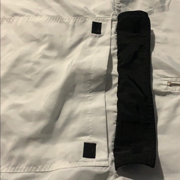 FOREVER 21 MEN Short Sleeve Hoodie. - Picture 3 of 6